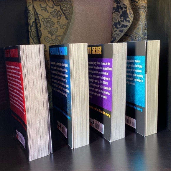 Parasyte manga - Picture 2 of 11